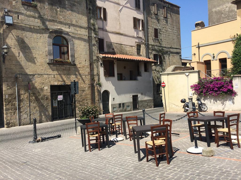 Le Stalle Del Seminario Tarquinia Exterior photo